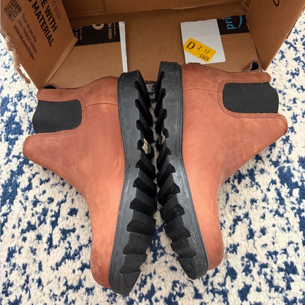 Sorel  Boots size 8 - Picture 3 of 9